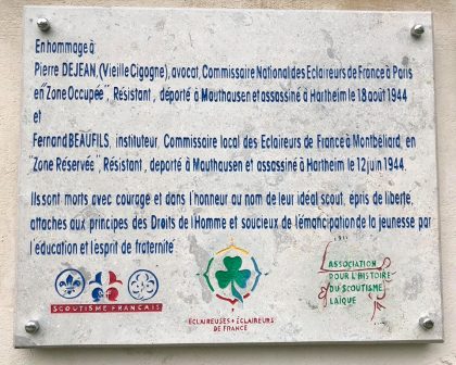 Une plaque en hommage à Pierre Dejean et Fernand Beaufils